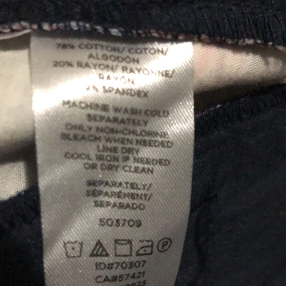 Loft Shorts - Picture 7 of 8